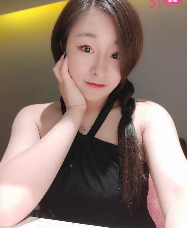 狼友体验的小可爱 下面超紧&nbsp;