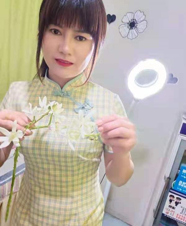 云南昆明火车站附近