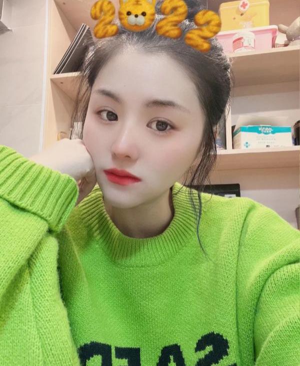 新人李安然