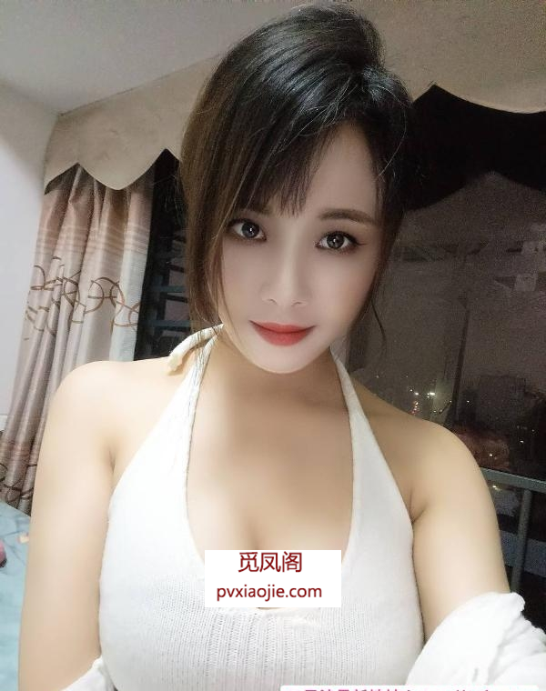 江岸大奶小七