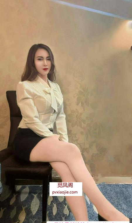 朝阳大胸骚妹子