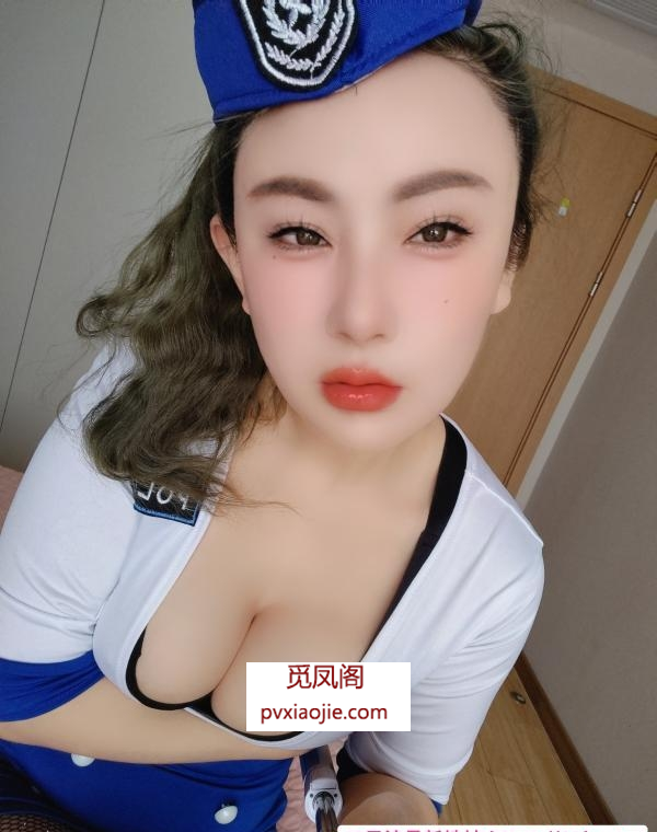 昆山大奶性感美女