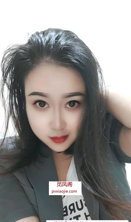 微胖丰满大奶少妇