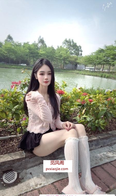 清纯舌吻少妇云朵