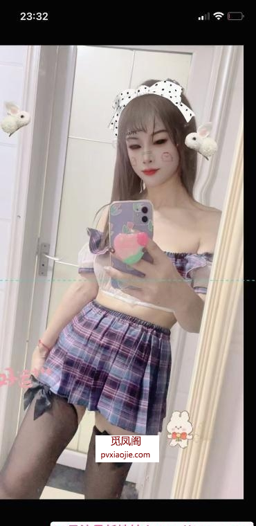 可亲苗条骚妇
