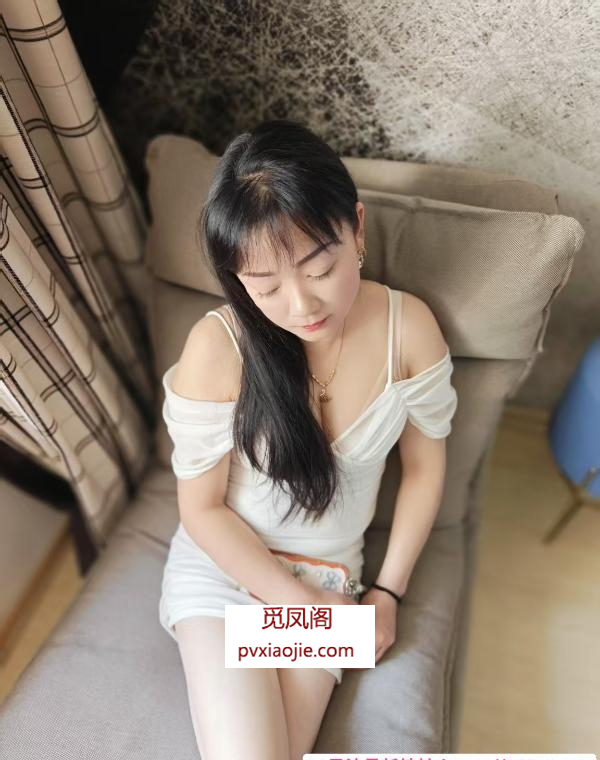 南京白雪小姐姐