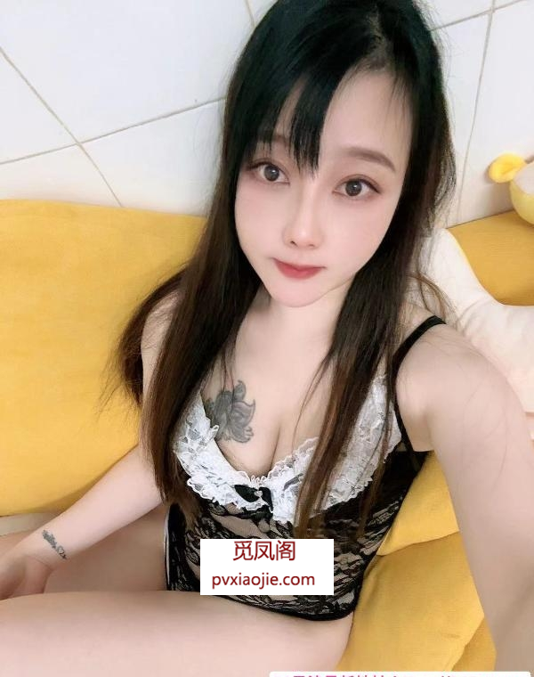 清纯美女小可