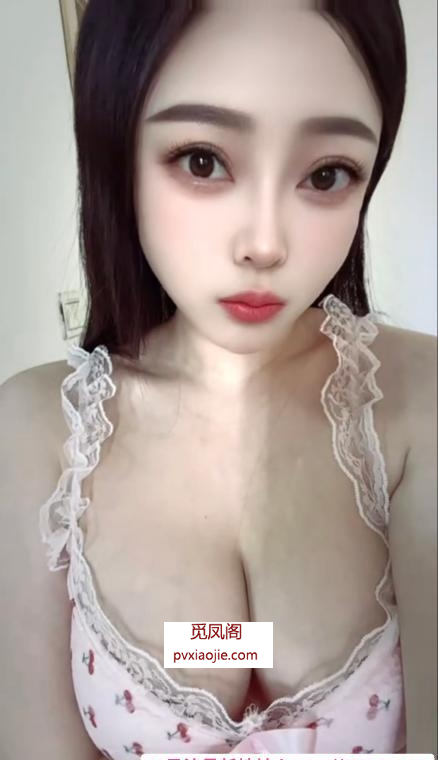 川渝巨乳妹蜜桃