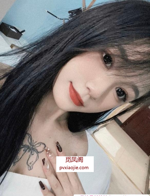 天河乖巧小妹妃妃