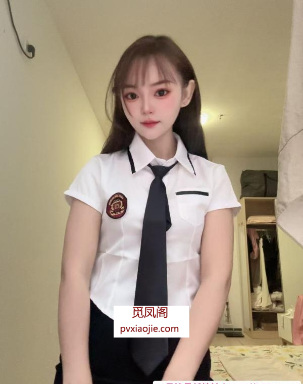 白云嫩妹婷婷