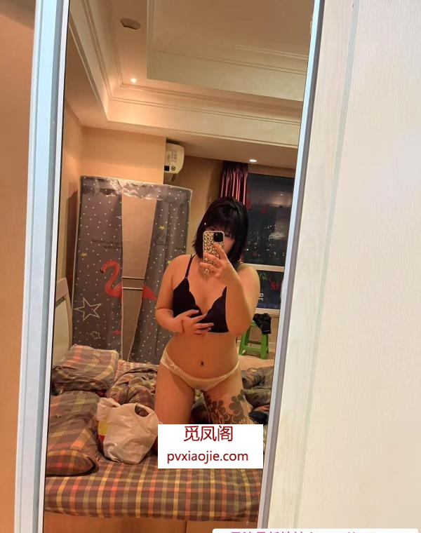 体验纹身小妹