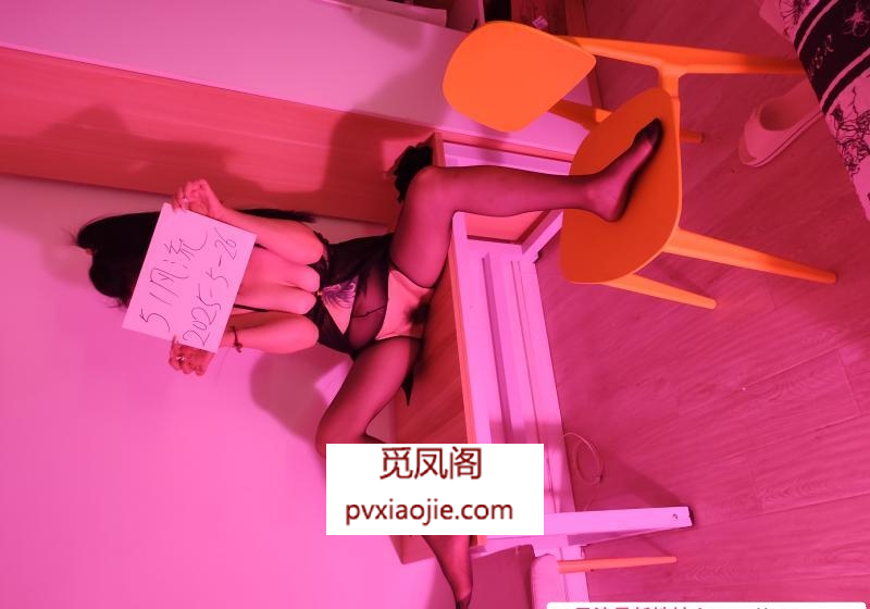 大胸服务控骚妇