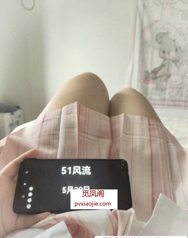 大臀嫩妹爽歪歪