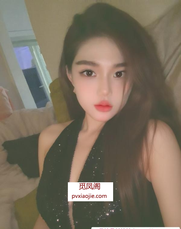 大胸颜值女友