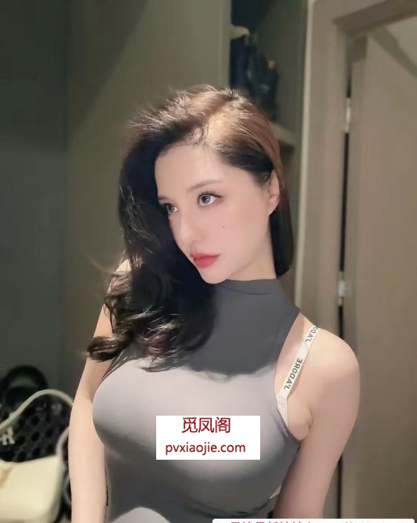 大胸柠檬女孩