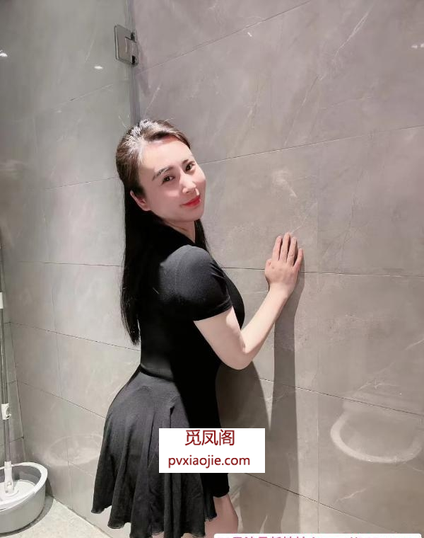 黑丝情趣冰糖