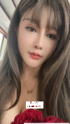 美少妇激情舌吻