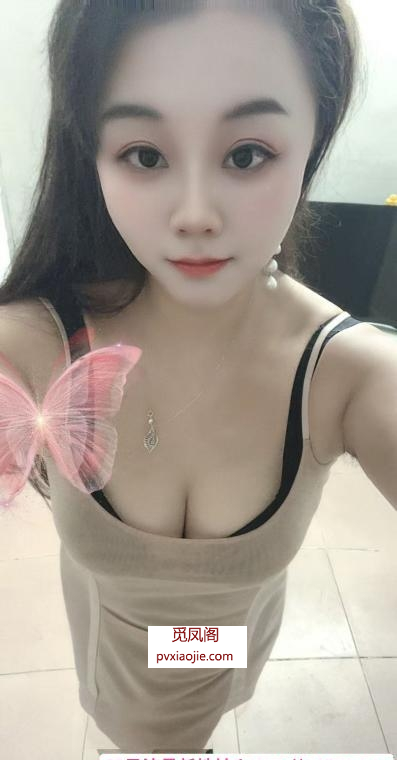 白云风韵骚妇