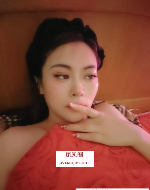 潮喷英姐
