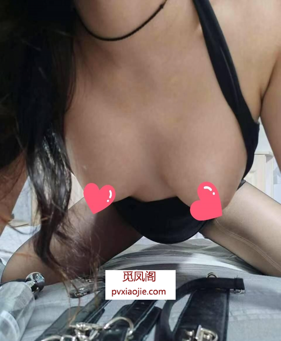 大胸少妇