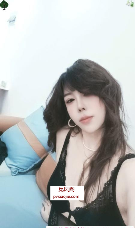 六合风骚熟女