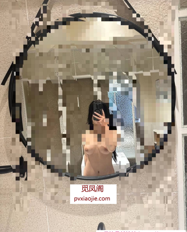 三点粉小少妇