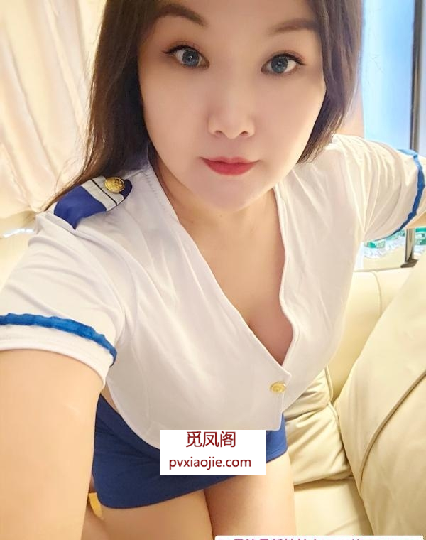东门微胖大胸御姐
