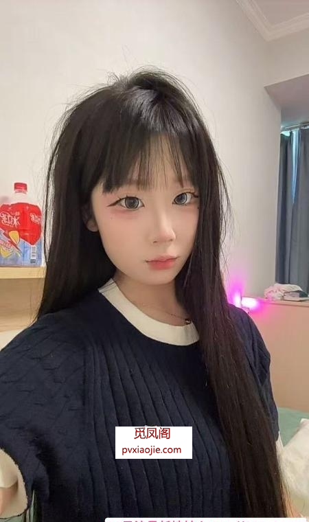 小巧玲珑型三点粉嫩妹