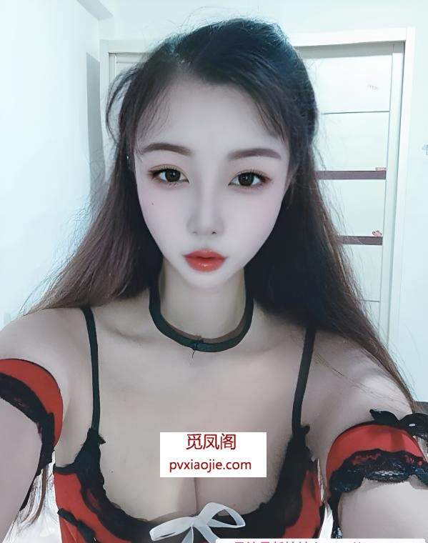 白云小妖精菲菲