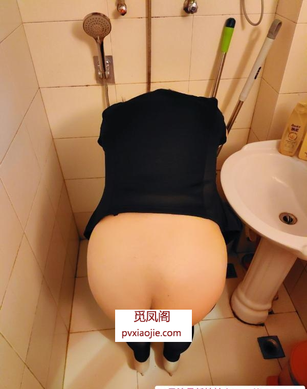 泻火肥臀骚熟女