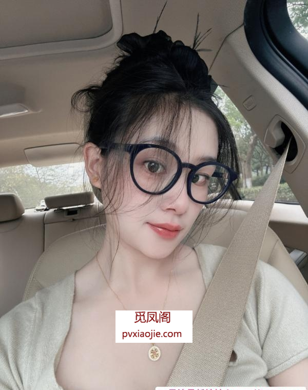 园区治愈系美女老师
