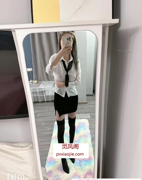 出击大长腿嫩妹