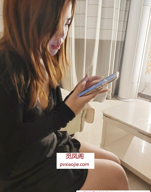 颜值女友感伊伊