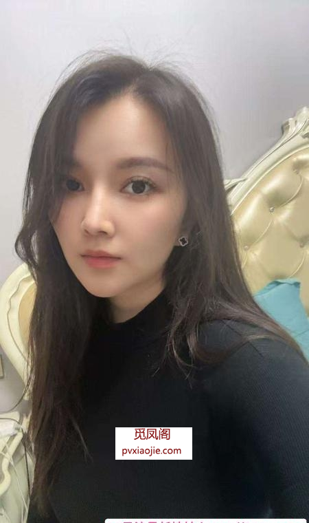 南门蜜桃臀优小雅