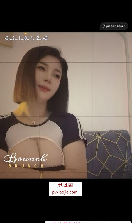 津南大胸靓丽