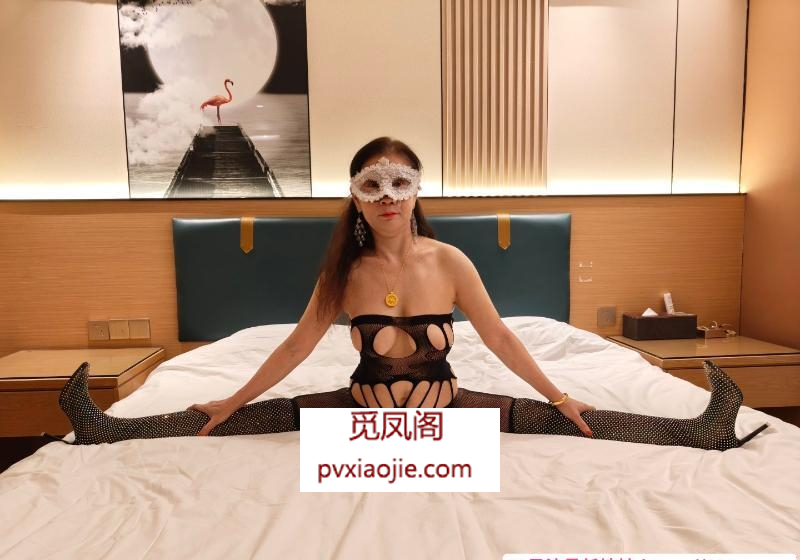 坦洲珠海一线天喷水姐