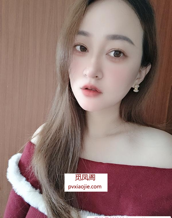 性感臀丸子御姐