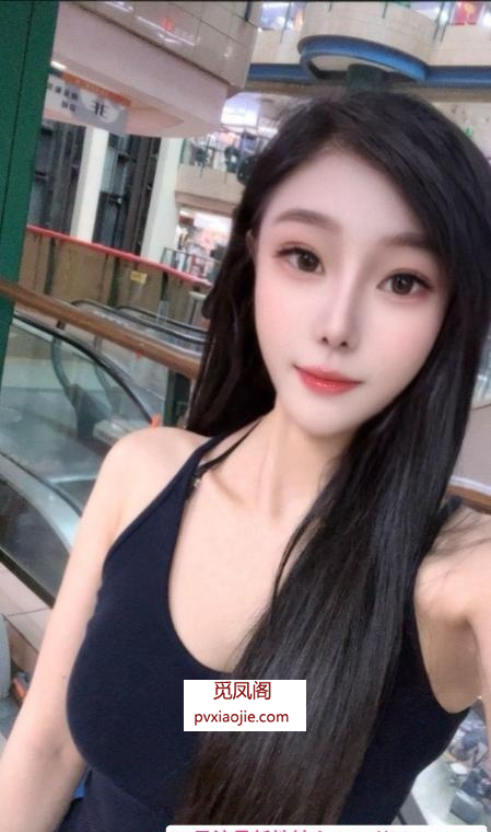 瑜伽美女小七