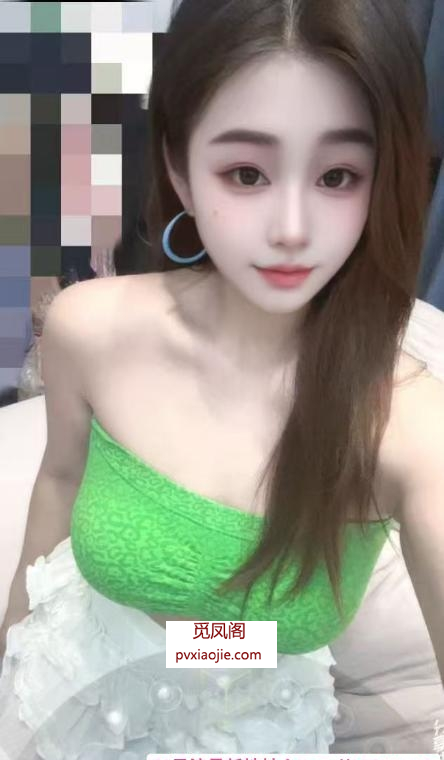 颜值E杯颍儿