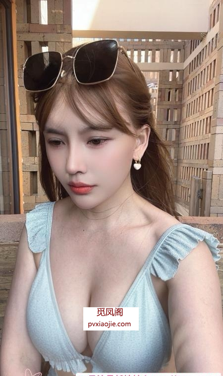 服务系颜值诗诗