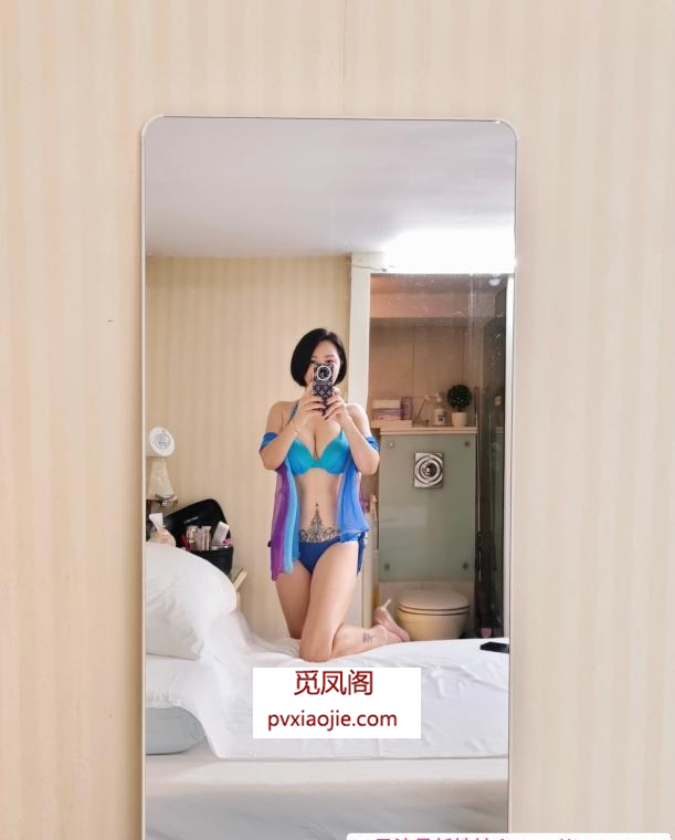 肤白丰满小辣椒