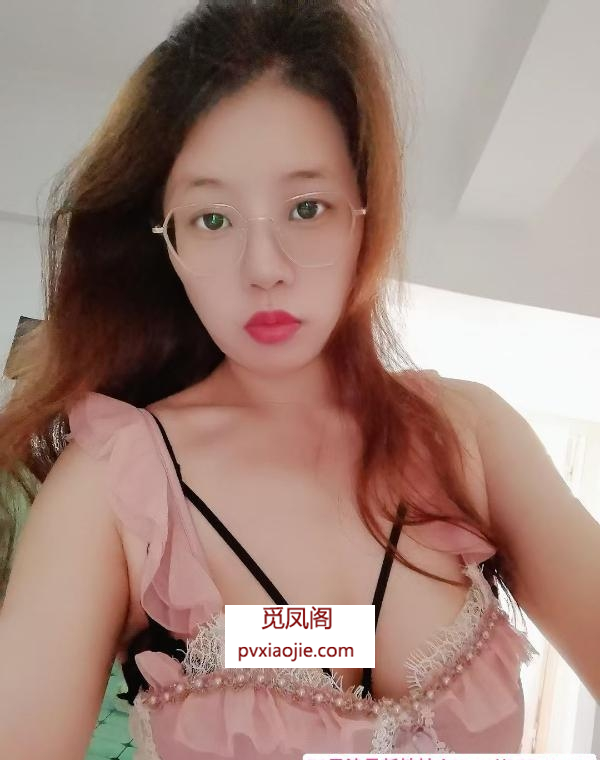 可角色扮演的御姐鱼儿