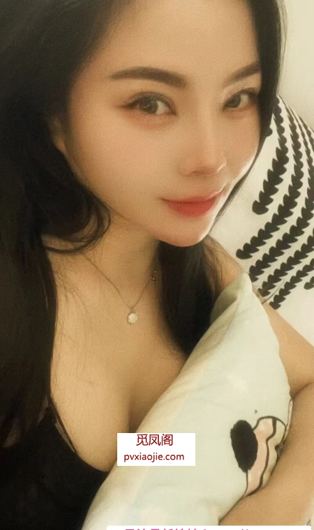 南山性感水多大胸御姐