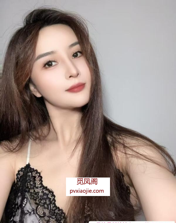 完美模特洛伊