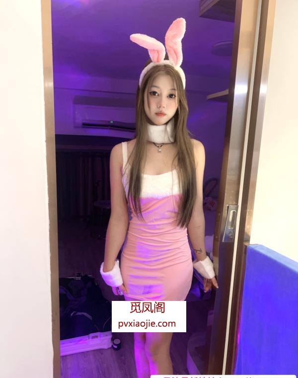 清纯性感美女