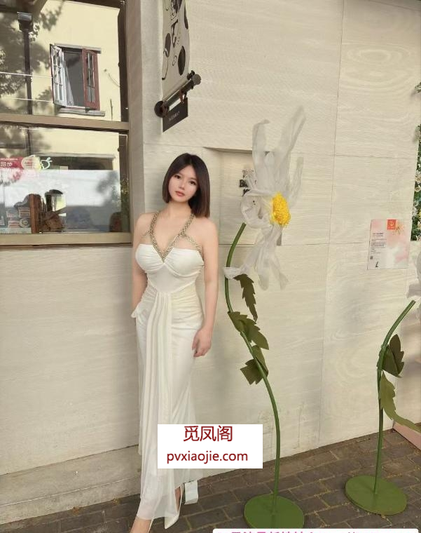 甜美小巧女友妹子