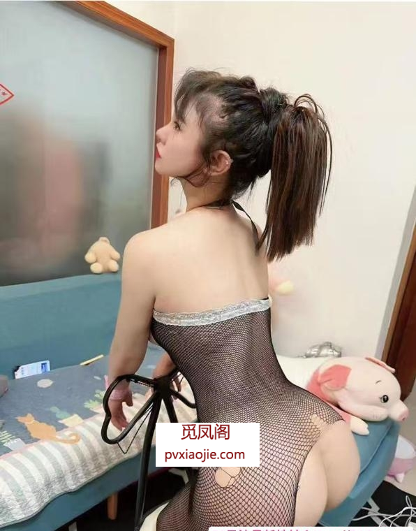 巨乳健身媛兔子