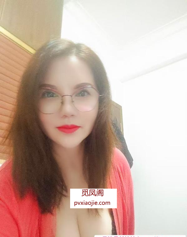 重温大奶熟女