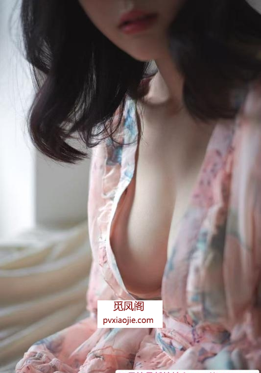 上海大胸淫乱双飞