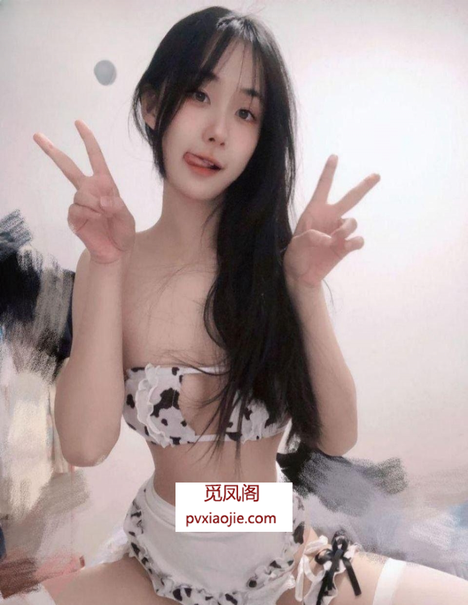 成都前凸后翘嫩妹粉鲍水多